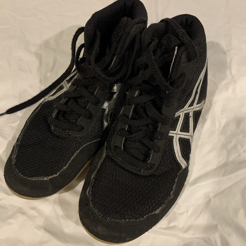 Asics‎ Matflex Wrestling Shoes Boys Sz 2.5 Black Lace Up Athletic Shoes Running
